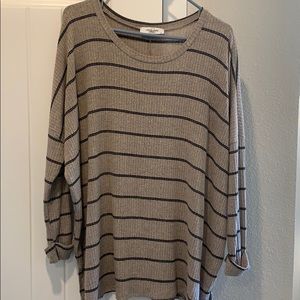 Carly Jean Los Angeles Evelyn Sweater